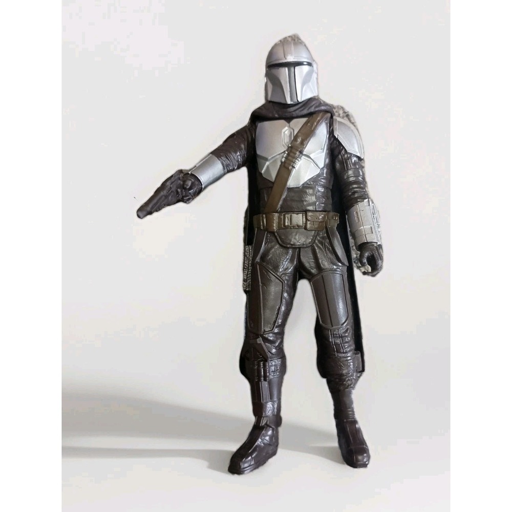 Star Wars The Black Series THE MANDALORIAN (Beskar Armor) 6" Action Figure LOOSE